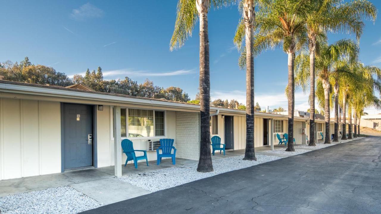 Fallbrook Country Inn Dış mekan fotoğraf