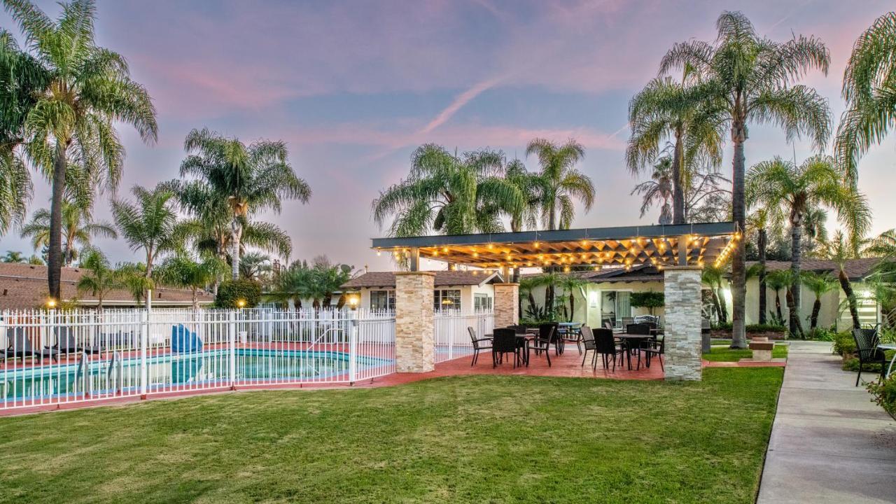 Fallbrook Country Inn Dış mekan fotoğraf