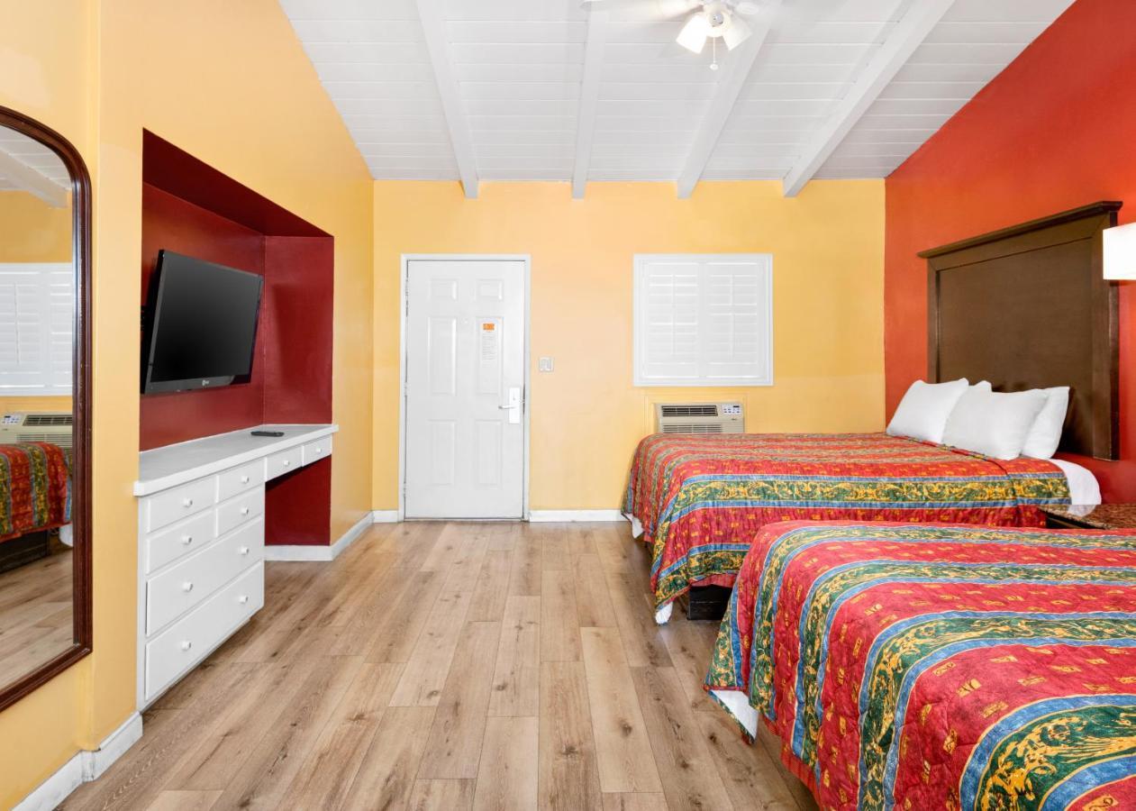 Fallbrook Country Inn Dış mekan fotoğraf