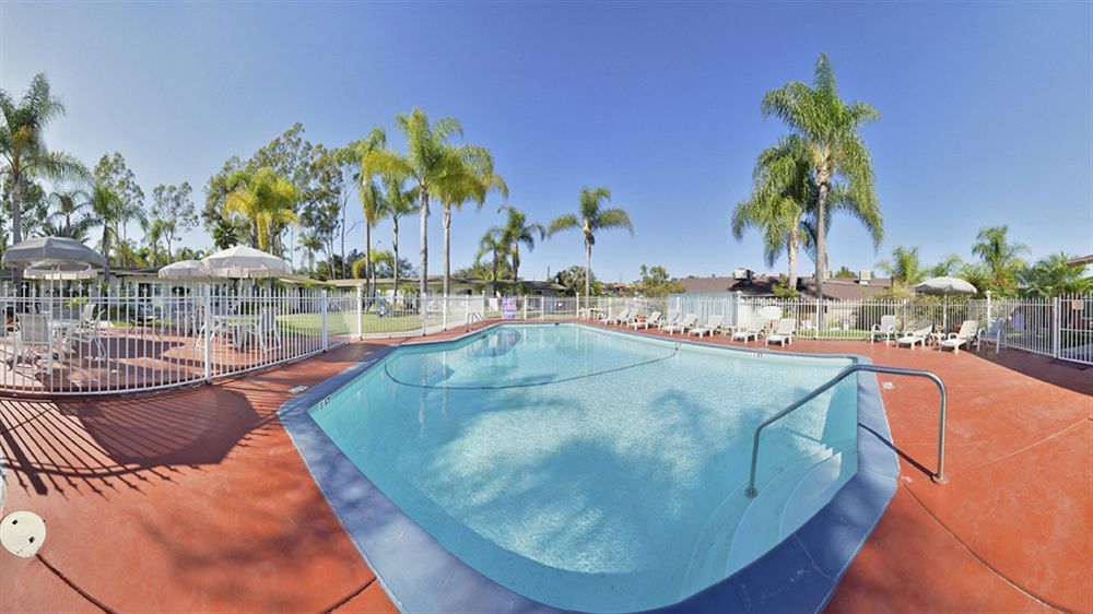 Fallbrook Country Inn Dış mekan fotoğraf